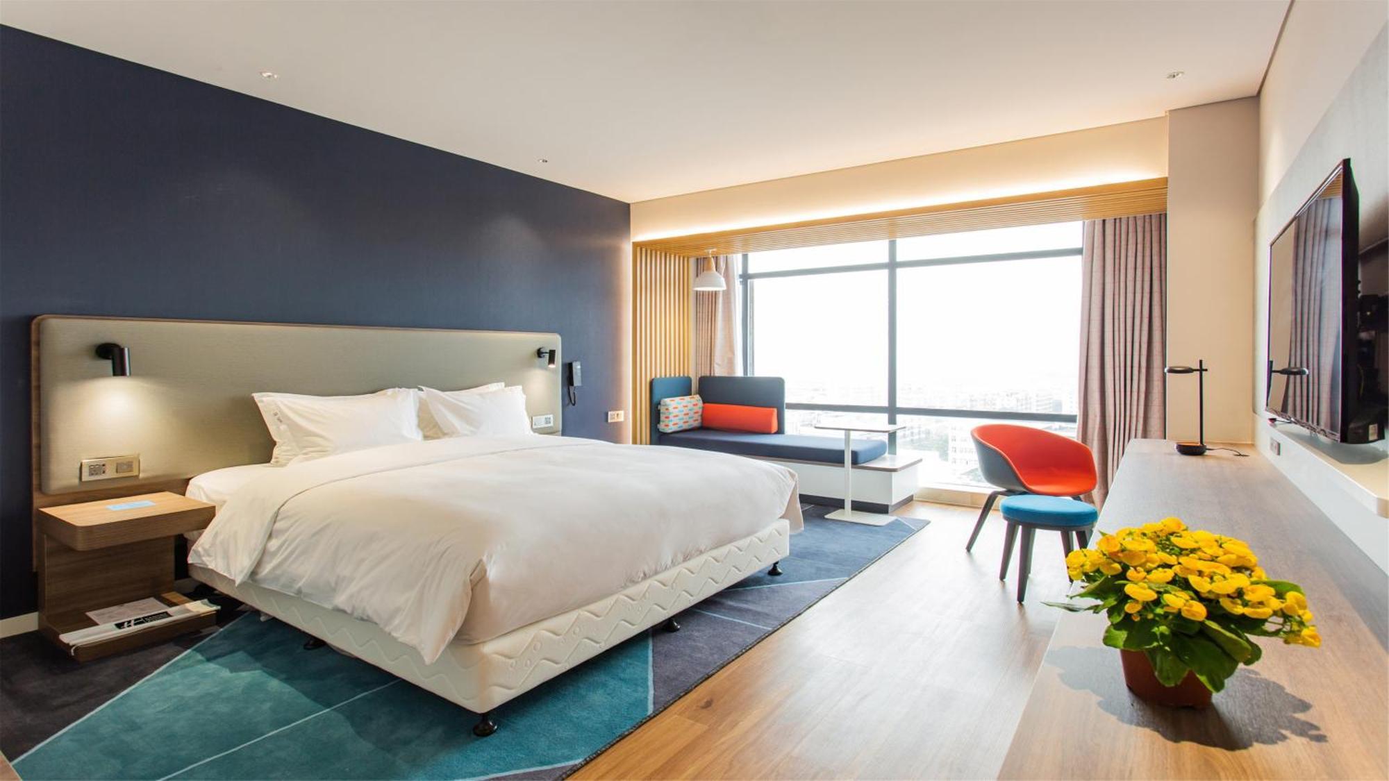 Holiday Inn Express Jiangmen Jianghai By Ihg Exterior photo